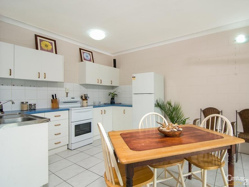 15  Mill Street, Mossman QLD 4873