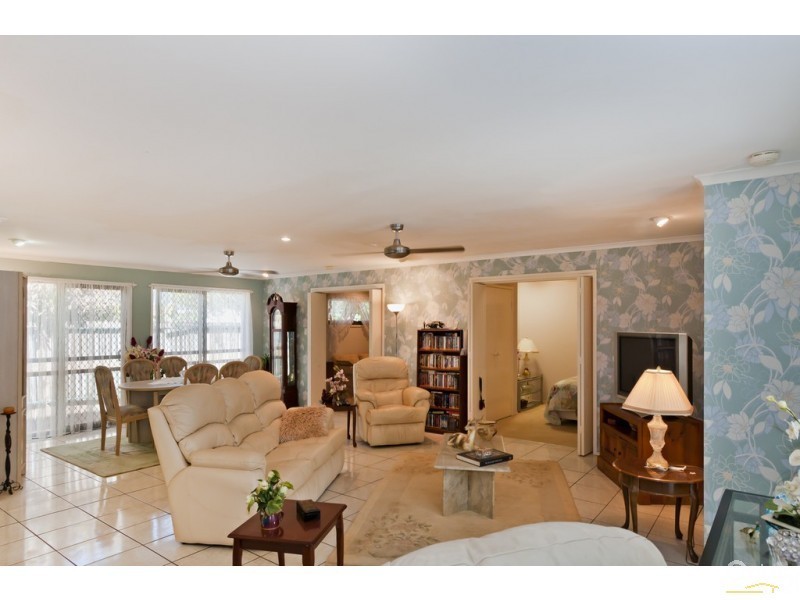 2/6  Nautilus Street, Port Douglas QLD 4877