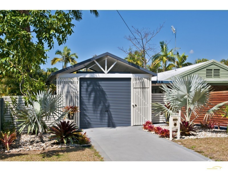 2/6  Nautilus Street, Port Douglas QLD 4877