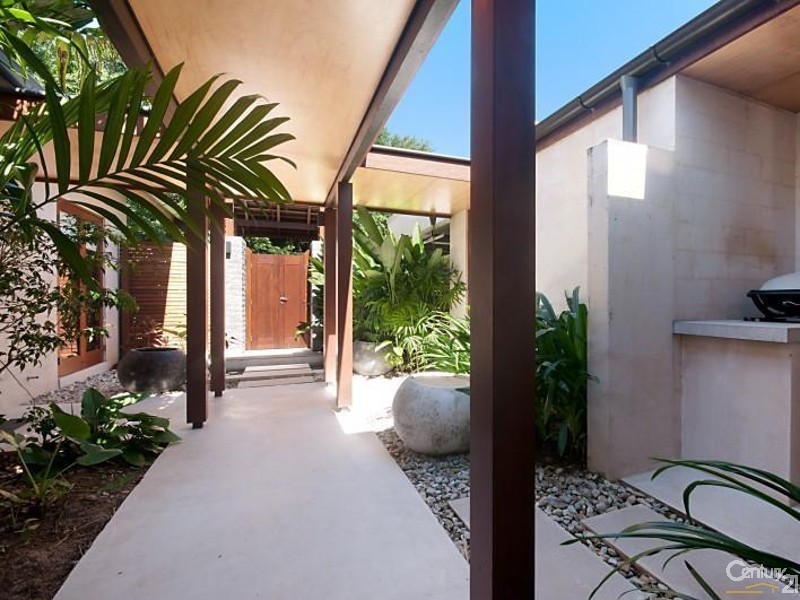 Port Douglas QLD 4877