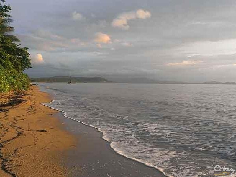 Cooya Beach QLD 4873