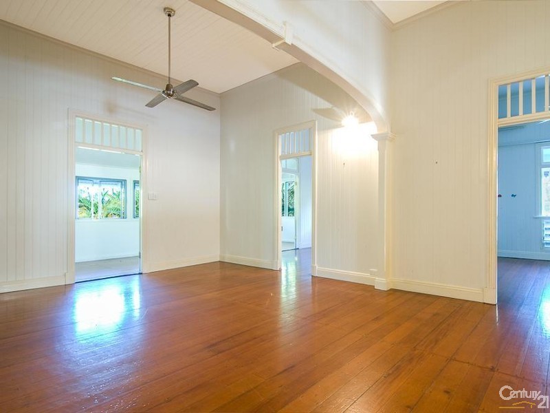 1 Cyril Close, Newell QLD 4873