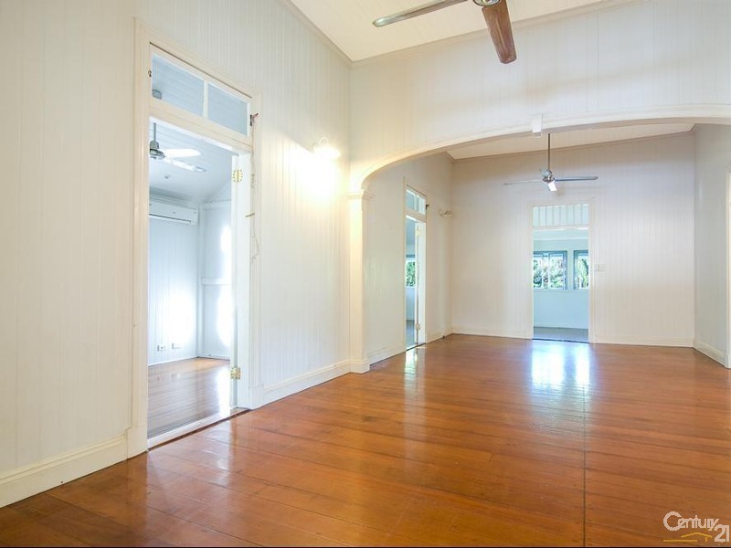 1 Cyril Close, Newell QLD 4873