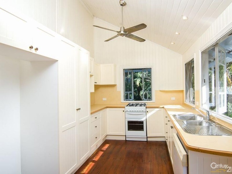 1 Cyril Close, Newell QLD 4873