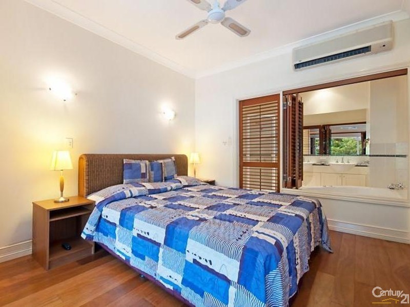 201/13 Macrossan Street, Port Douglas QLD 4877