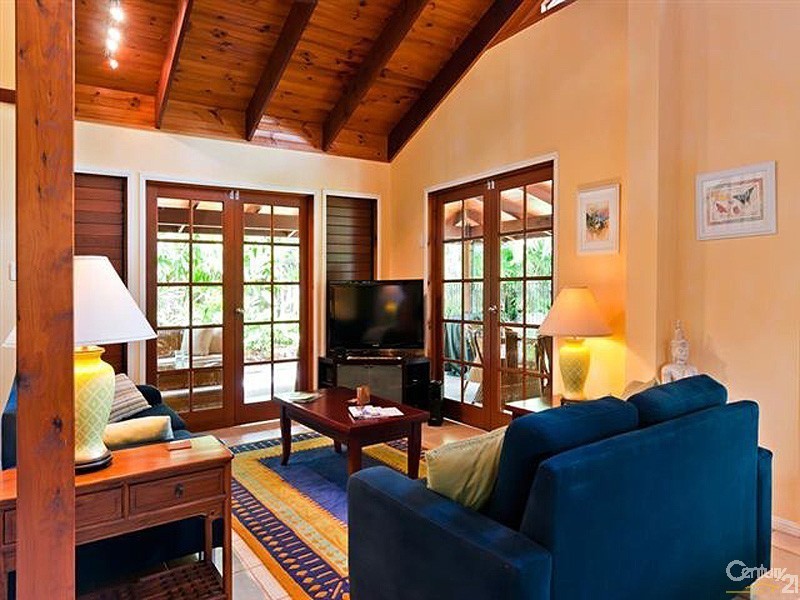 17 Coral Drive, Port Douglas QLD 4877