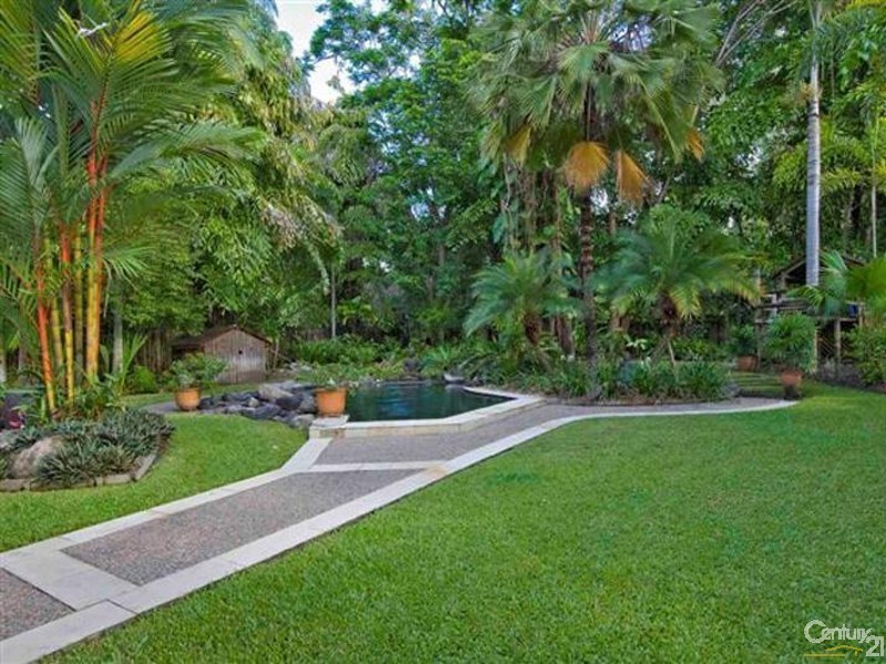 17 Coral Drive, Port Douglas QLD 4877