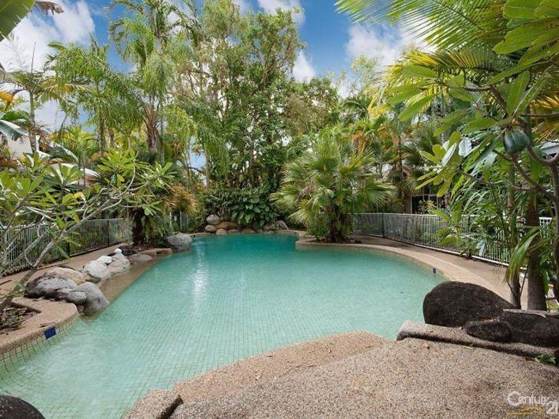 Port Douglas QLD 4877