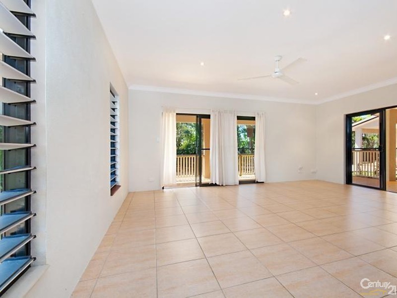 13 Shalom Close, Cooya Beach QLD 4873