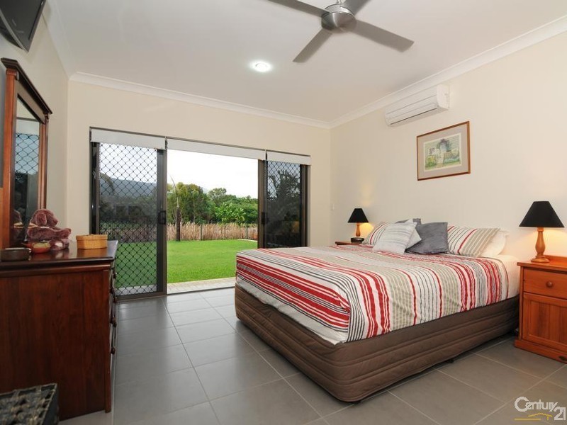 Port Douglas QLD 4877