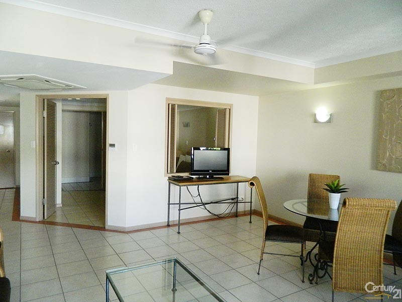 Port Douglas QLD 4877