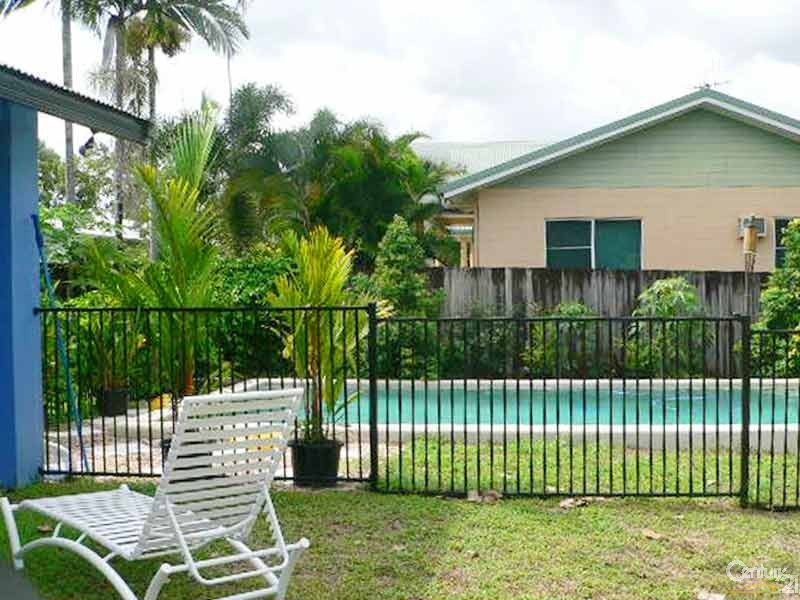 2 Shalom Close, Cooya Beach QLD 4873