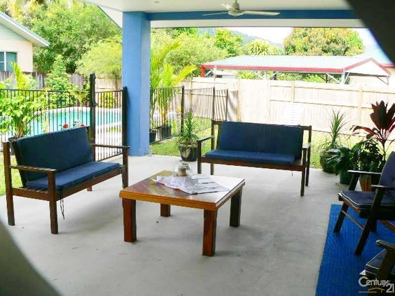 2 Shalom Close, Cooya Beach QLD 4873