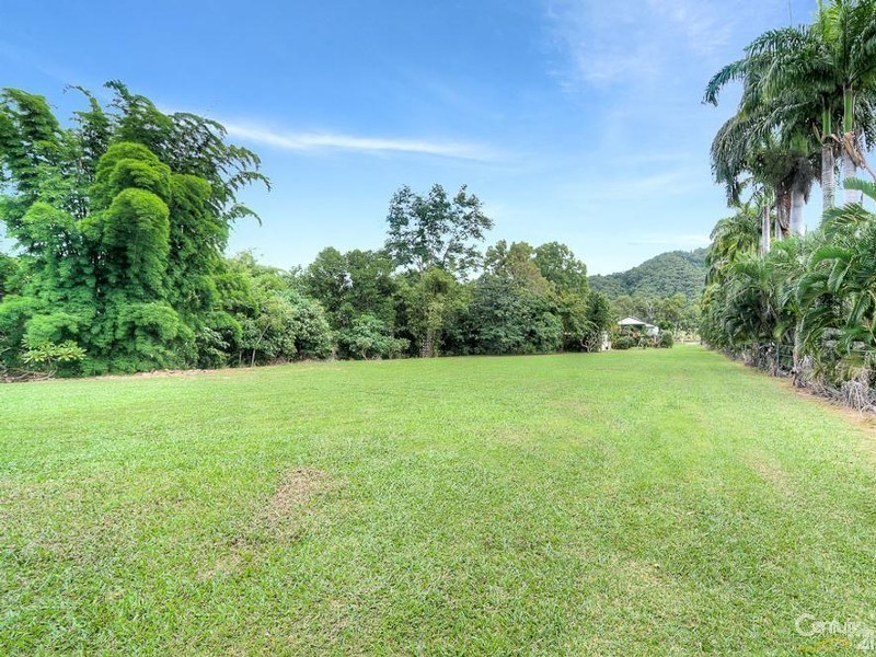 31 Mowbray River Road, Mowbray QLD 4877
