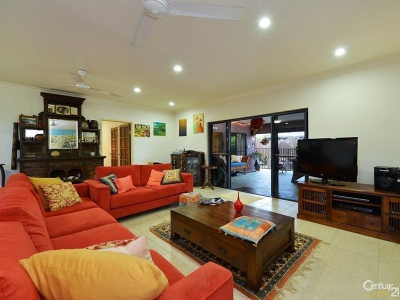 4 Kalu Close, Cooya Beach QLD 4873