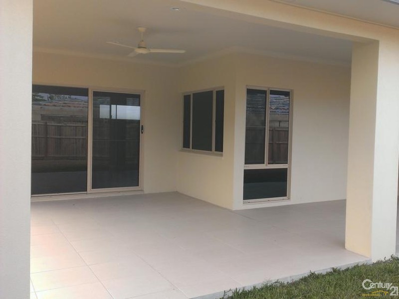 12 Lou Prince Drive, Cooya Beach QLD 4873