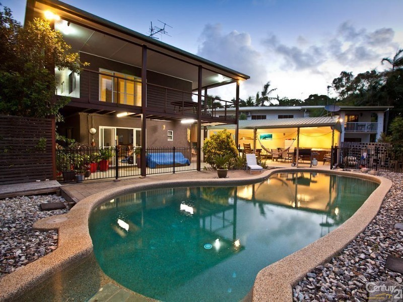 17 Pecten Avenue, Port Douglas QLD 4877