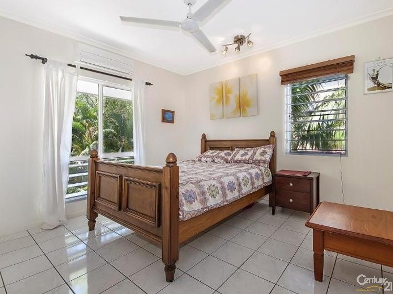 Port Douglas QLD 4877