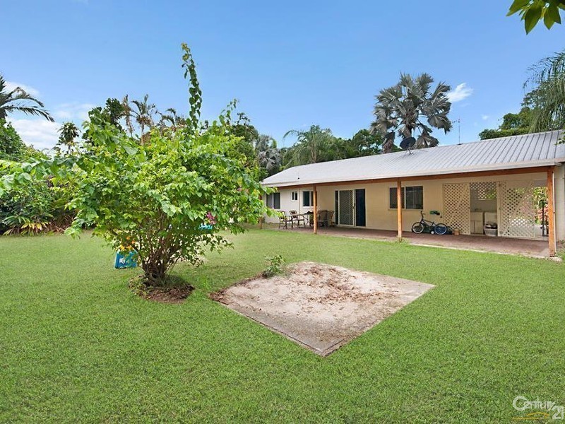 131 Bougainvilia Street, Cooya Beach QLD 4873