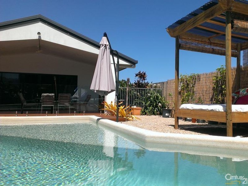 24 Ocean Avenue, Cooya Beach QLD 4873