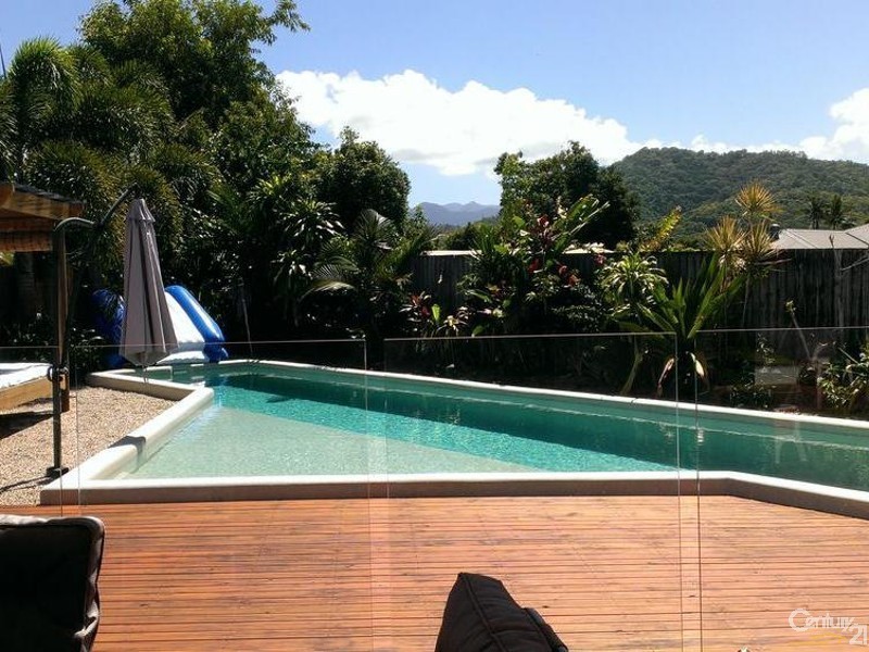 24 Ocean Avenue, Cooya Beach QLD 4873
