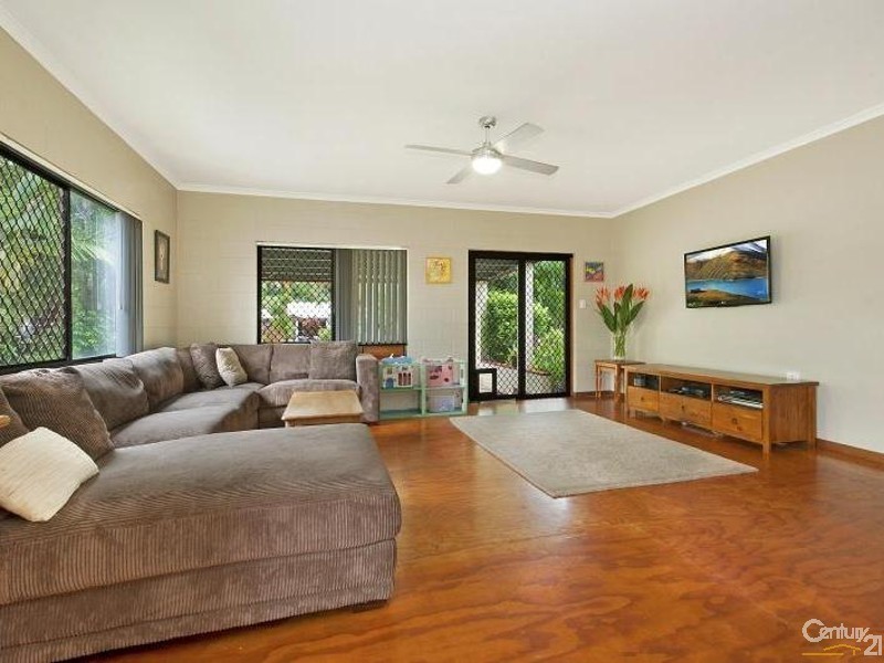 47 Middlemiss Street, Mossman QLD 4873