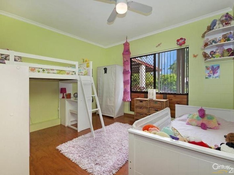 47 Middlemiss Street, Mossman QLD 4873