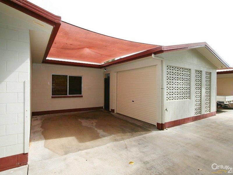 12 Atherton Street, Mossman QLD 4873