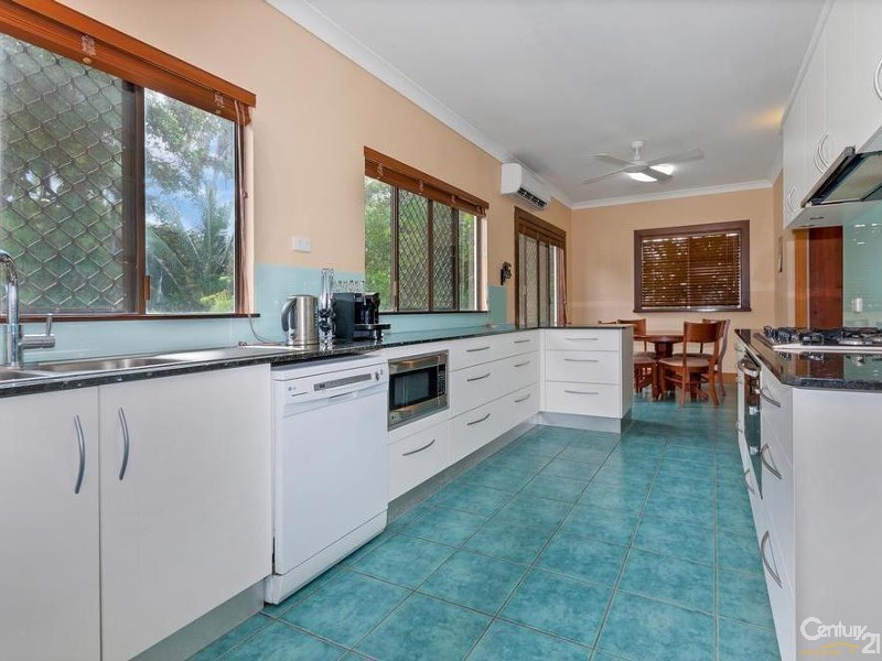 9 Bougainvilia Street, Cooya Beach QLD 4873