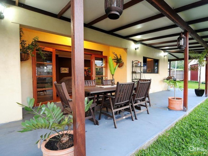 17 Satinash Street, Mossman QLD 4873
