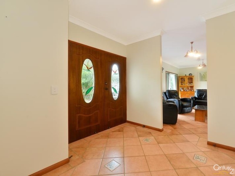 8 Shalom Close, Cooya Beach QLD 4873