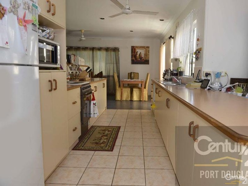 93 Bougainvilia Street, Cooya Beach QLD 4873