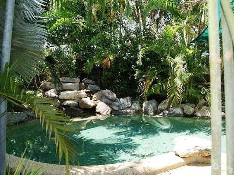 6  Ruby Close, Port Douglas QLD 4877