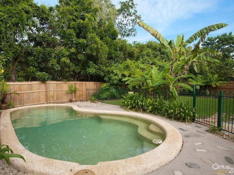 10 Birdwing Street, Port Douglas QLD 4877