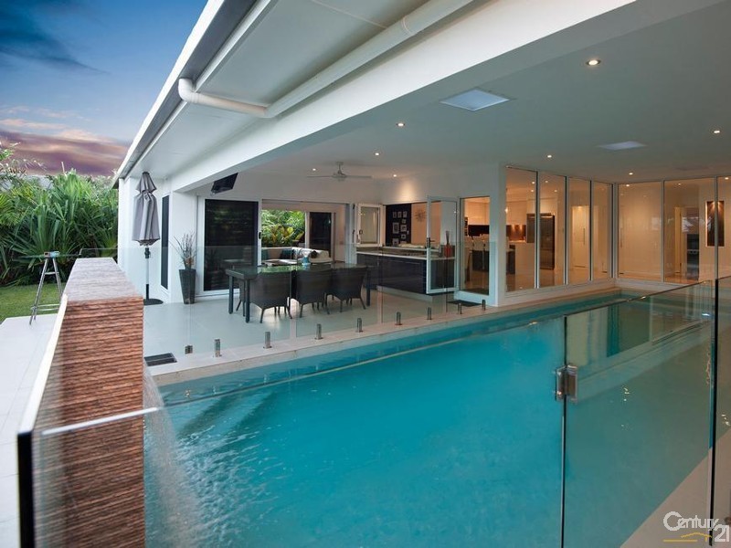 Port Douglas QLD 4877