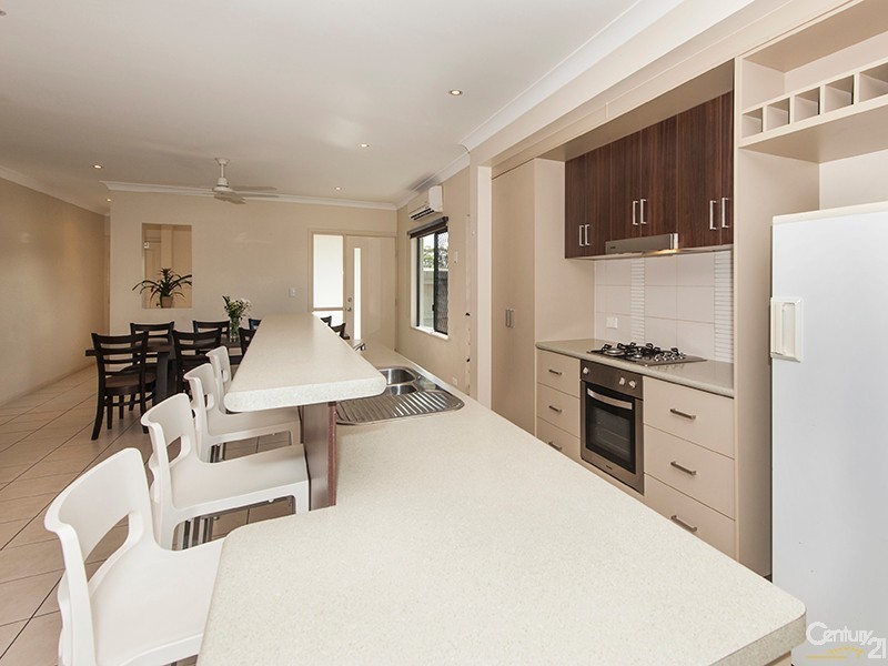 52 Cooya Beach Road, Cooya Beach QLD 4873