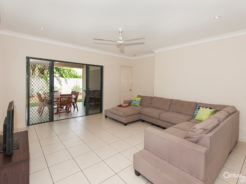 52 Cooya Beach Road, Cooya Beach QLD 4873