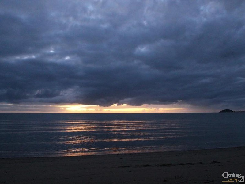 16 Ocean Ave, Cooya Beach QLD 4873