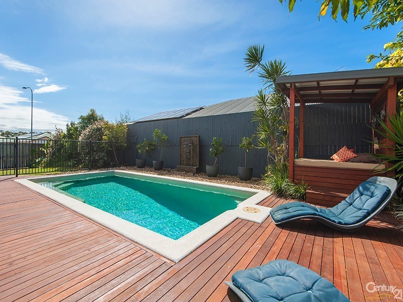 2 Kalu Close, Cooya Beach QLD 4873