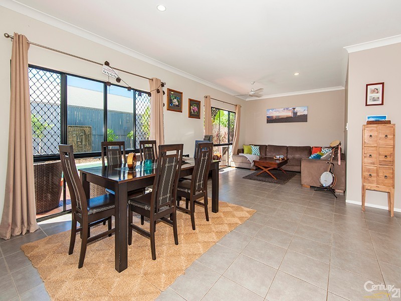 2 Kalu Close, Cooya Beach QLD 4873