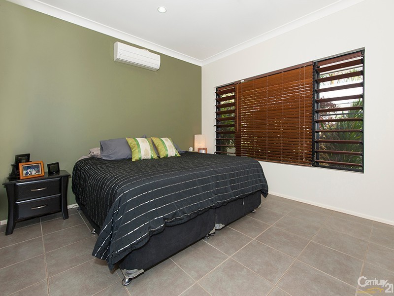 2 Kalu Close, Cooya Beach QLD 4873