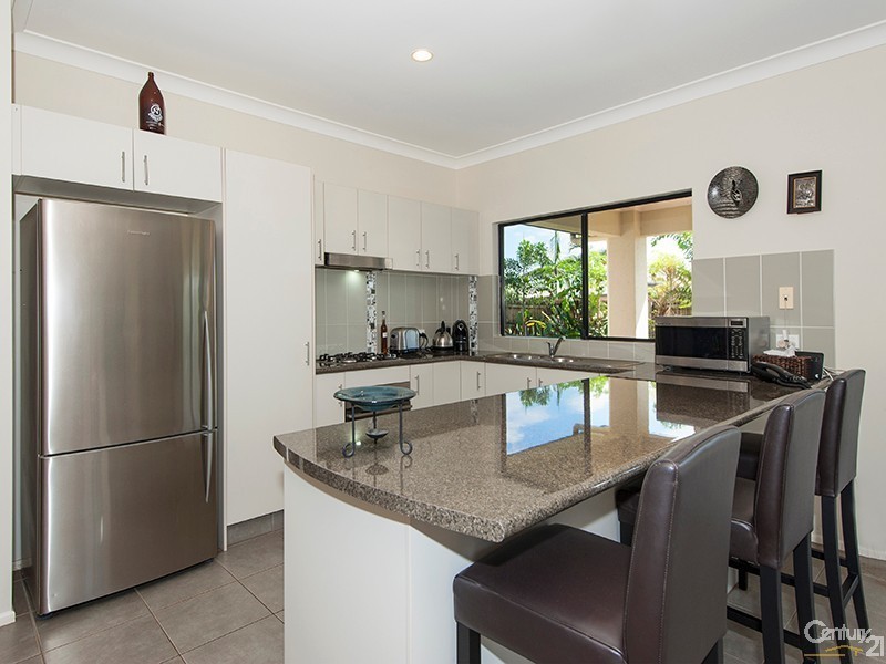 2 Kalu Close, Cooya Beach QLD 4873