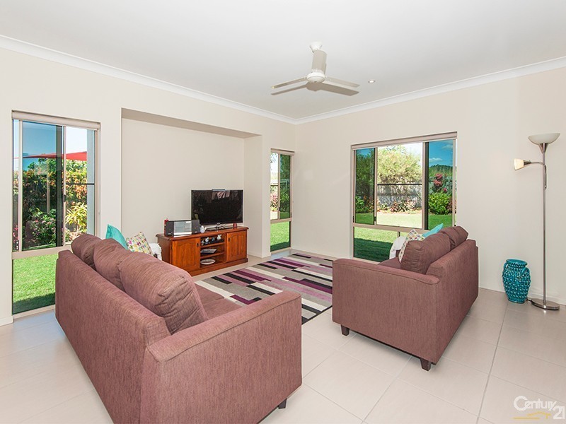 7 Kalu Close, Cooya Beach QLD 4873