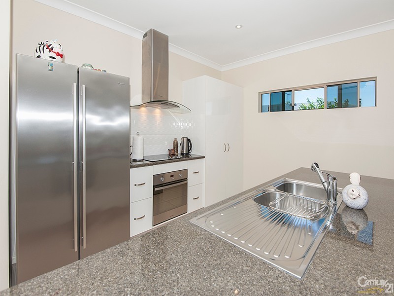 7 Kalu Close, Cooya Beach QLD 4873