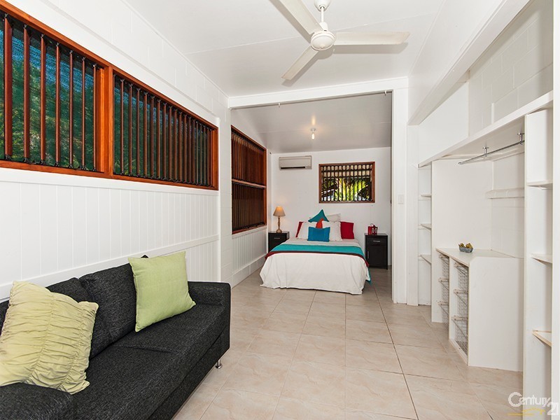 3 Palm Street, Cooya Beach QLD 4873