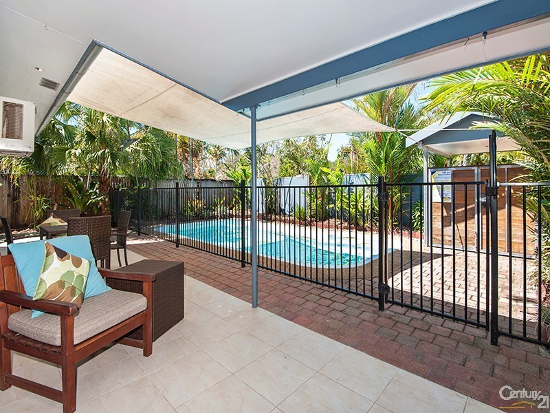 3 Palm Street, Cooya Beach QLD 4873