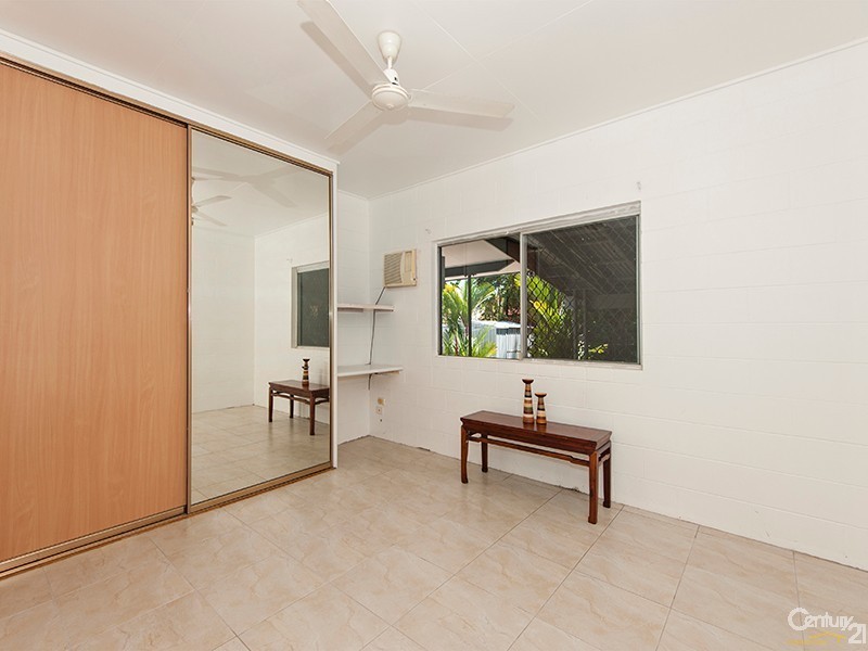 3 Palm Street, Cooya Beach QLD 4873