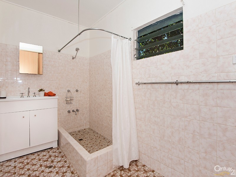 3 Palm Street, Cooya Beach QLD 4873