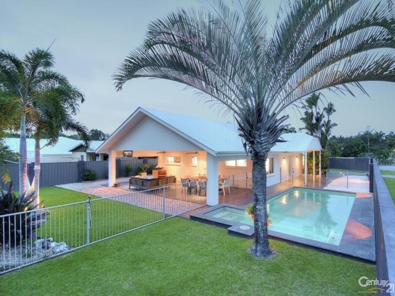 3 HOPE STREET, Port Douglas QLD 4877