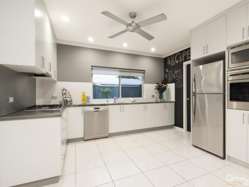 3 HOPE STREET, Port Douglas QLD 4877